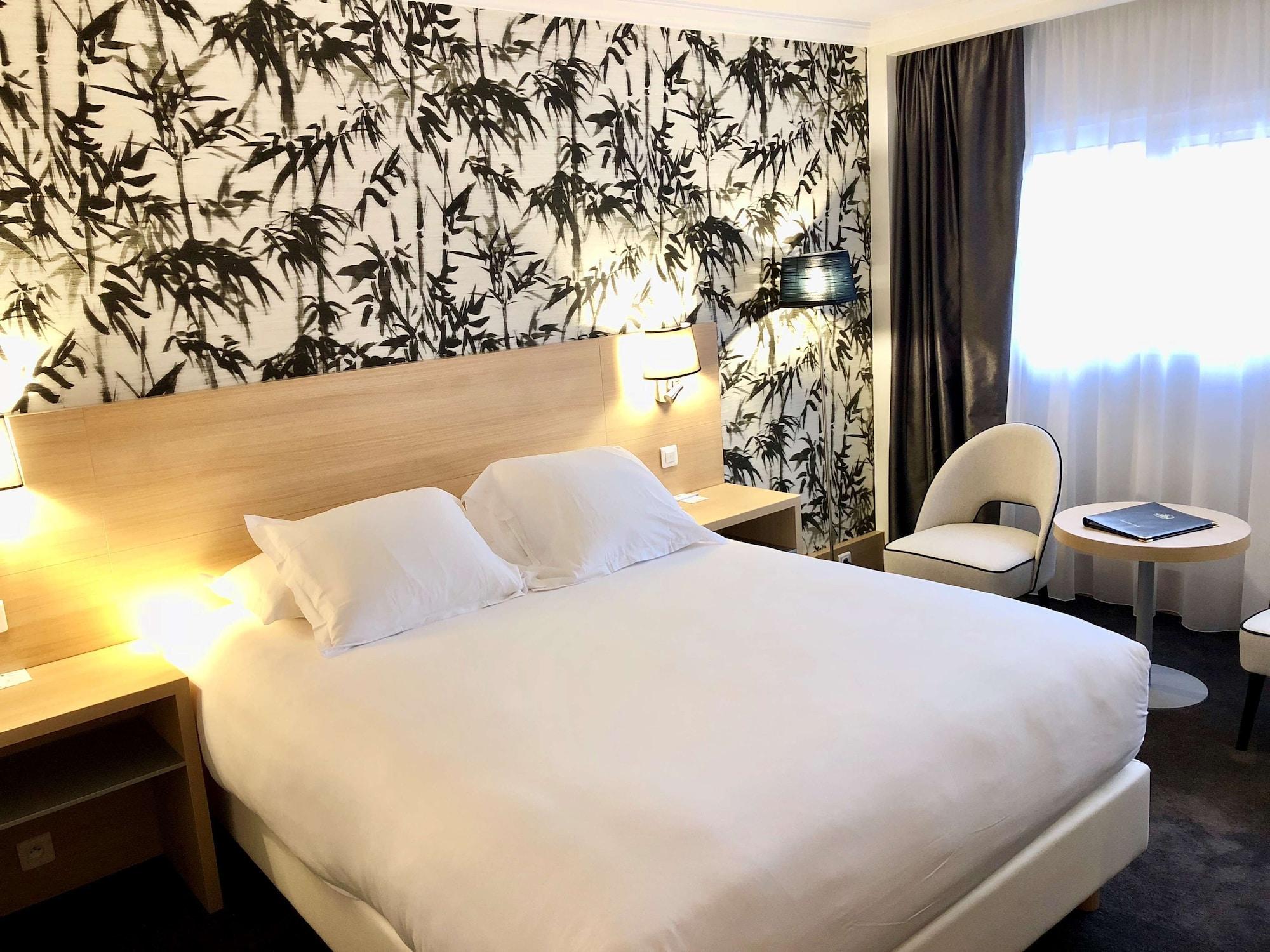 Paris Cdg Airport - Ex Western Hotel 4*