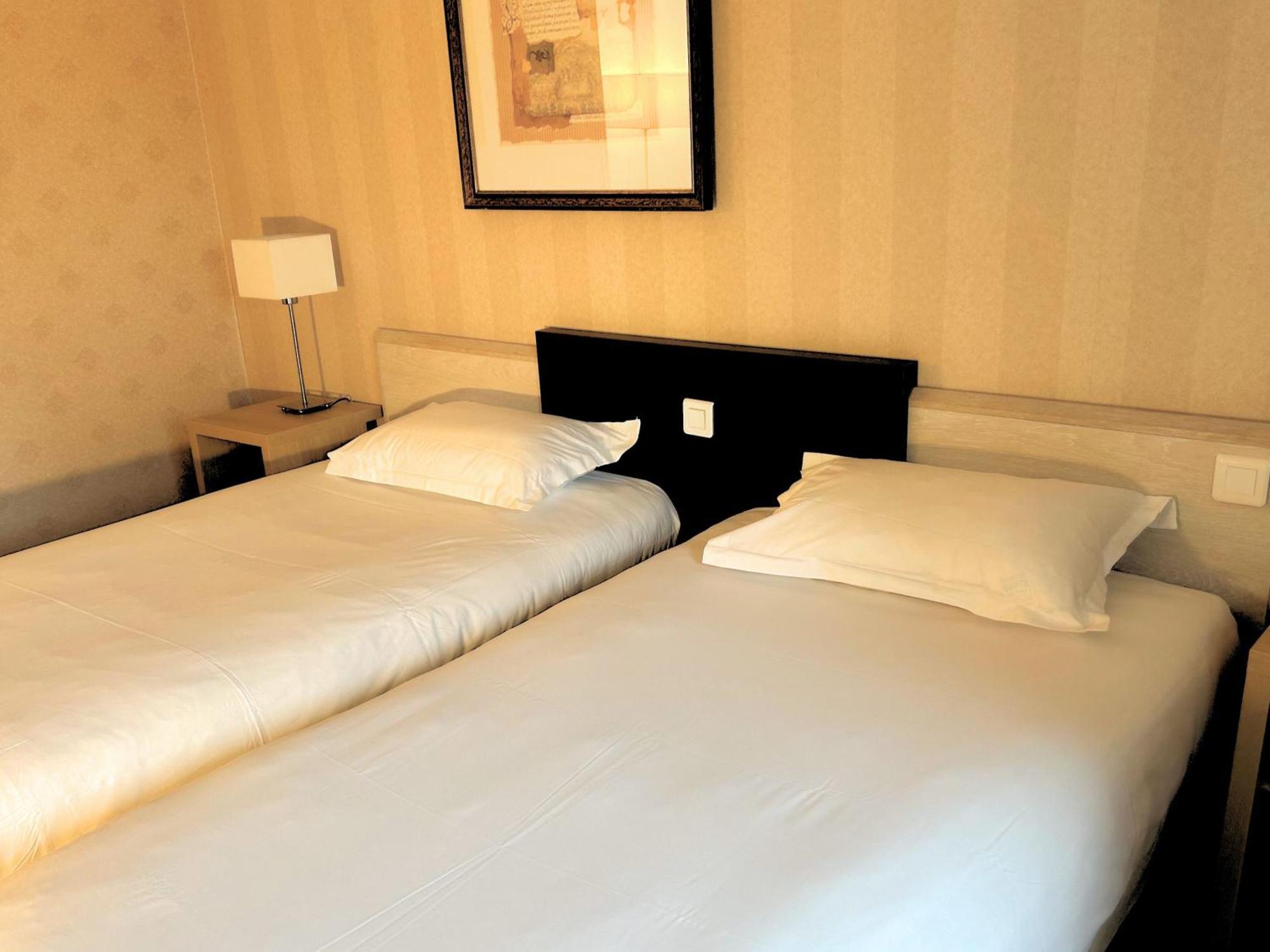 Hotel Western Paris Cdg Airport 4*