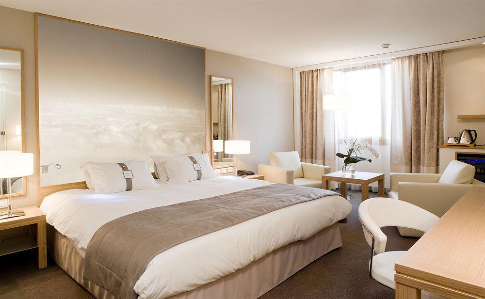 Hotel Western Paris Cdg Airport 4*