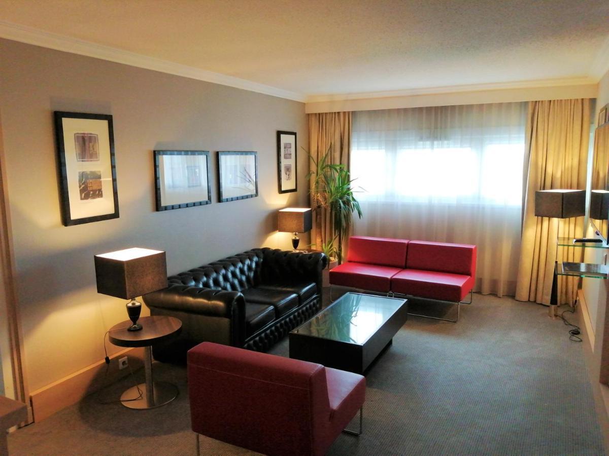 Paris Cdg Airport 4*